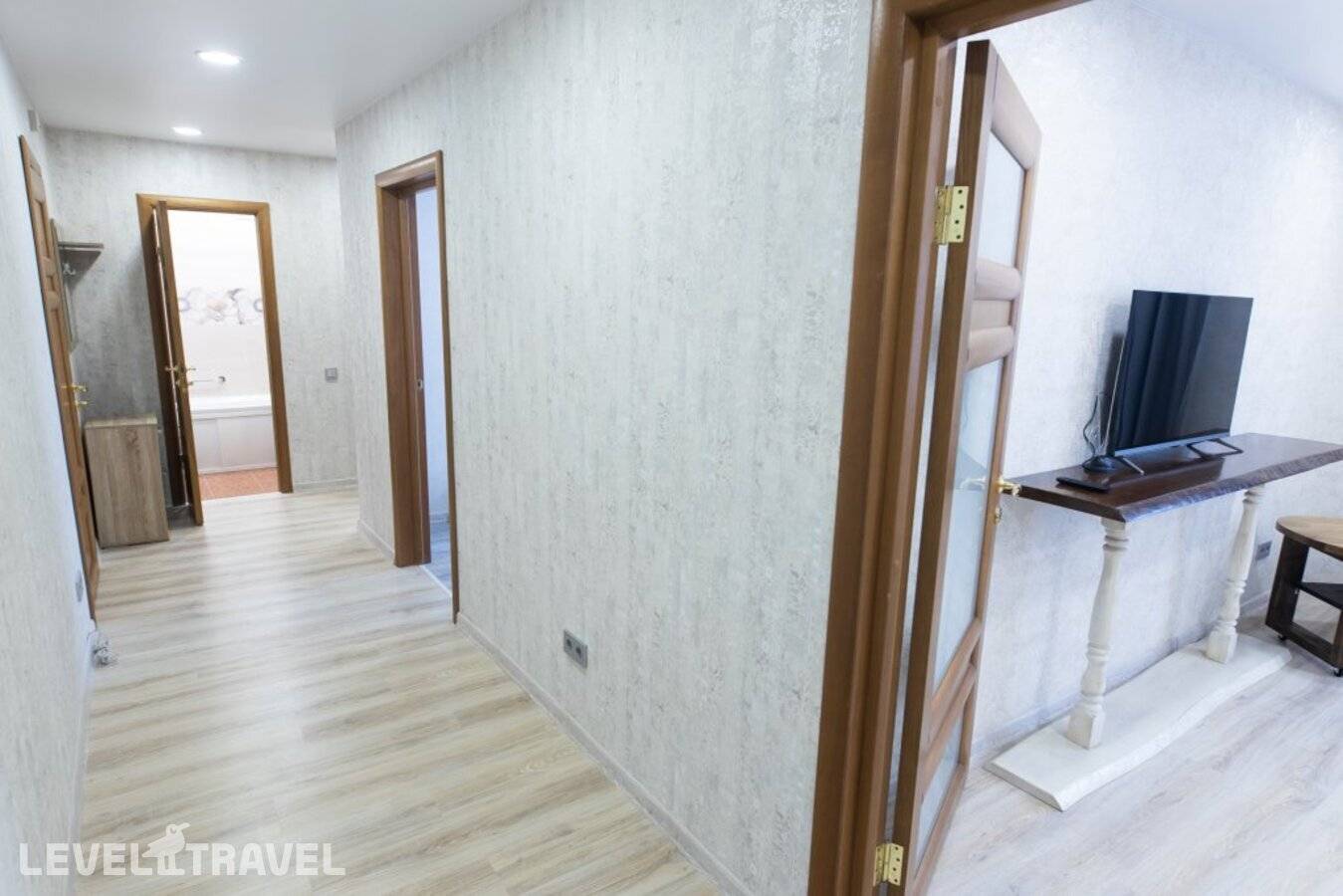 Изображение отеля 8