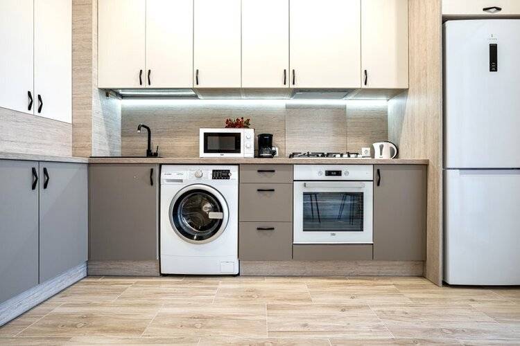 Apartmari Люкс В Самом Центре На Берегу Замкового Пруда