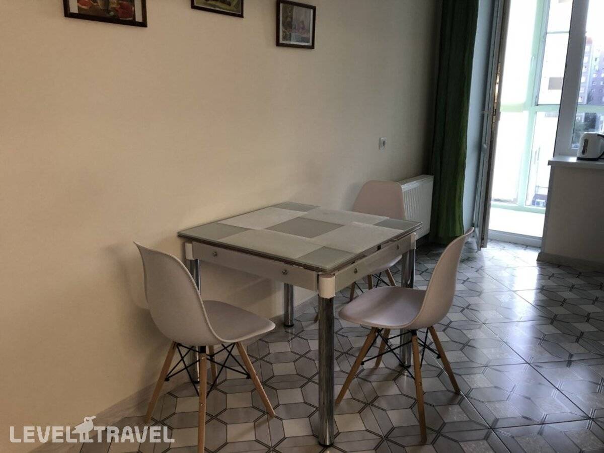 фотографии отеля Апартаменты Отличные Рядом С Верхним Озером в Россия(Калининград) - фото №2