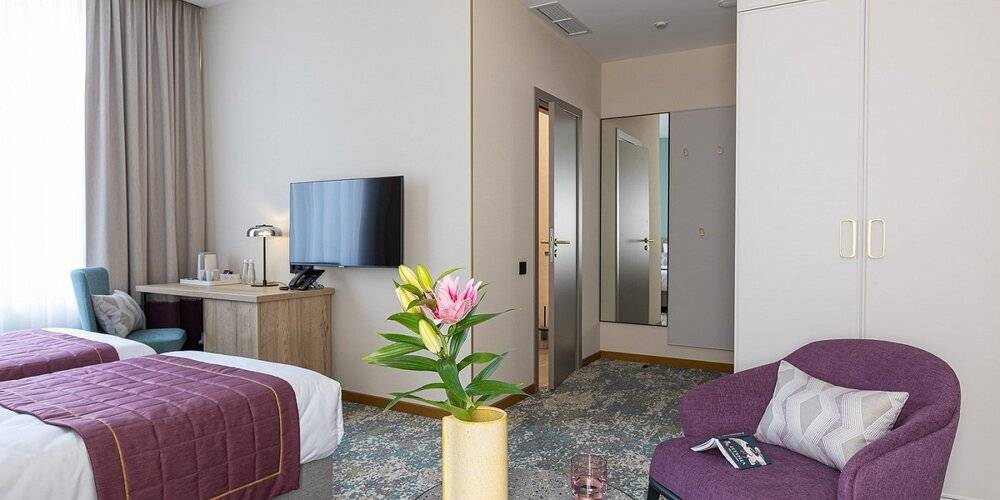 Berry Hotel & Spa