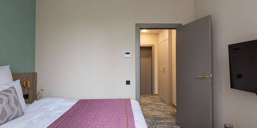 Berry Hotel & Spa