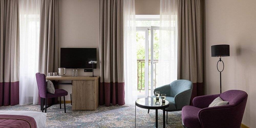 Berry Hotel & Spa