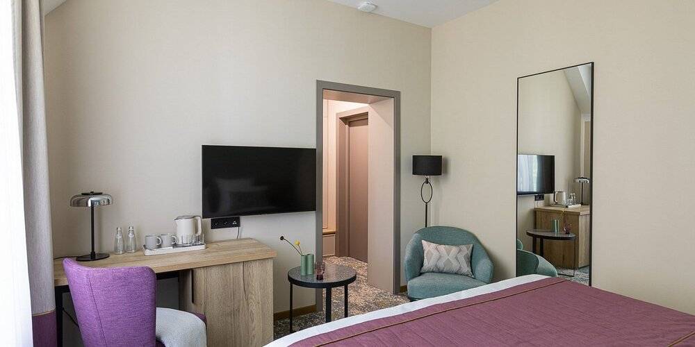 Berry Hotel & Spa