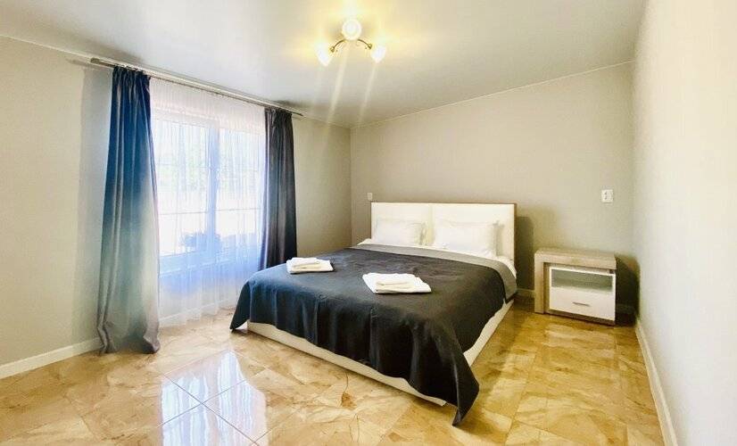 Гостевой Дом Villa Leo (Apartmari)