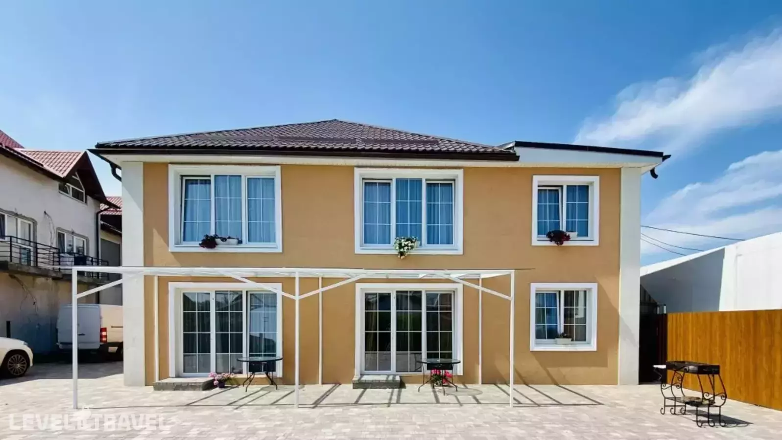 Гостевой Дом Villa Leo (Apartmari)