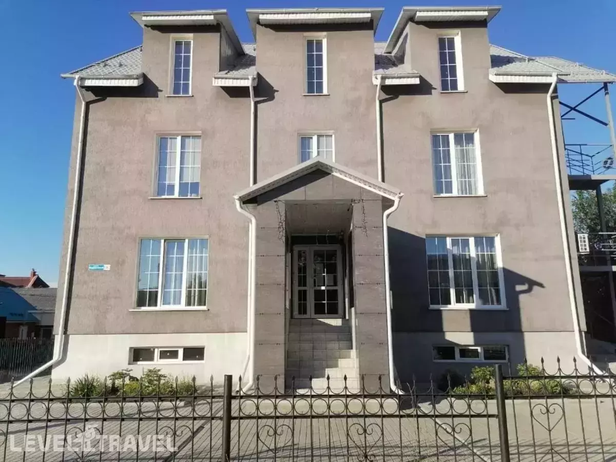 Отель Платина