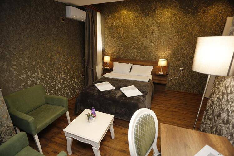 Grand Gmp Hotel