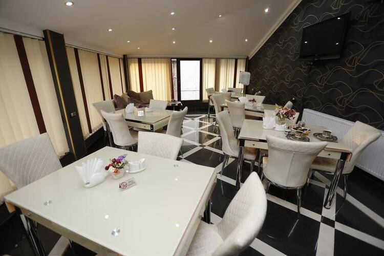Grand Gmp Hotel