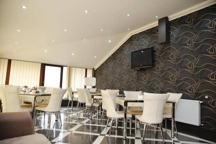 Grand Gmp Hotel