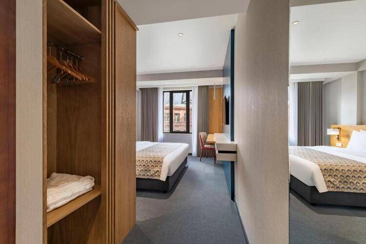 Clocks Hotel Tbilisi