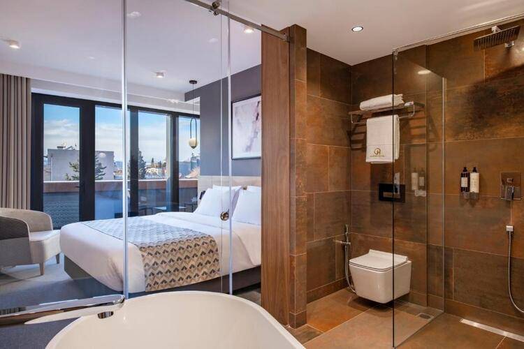 Clocks Hotel Tbilisi