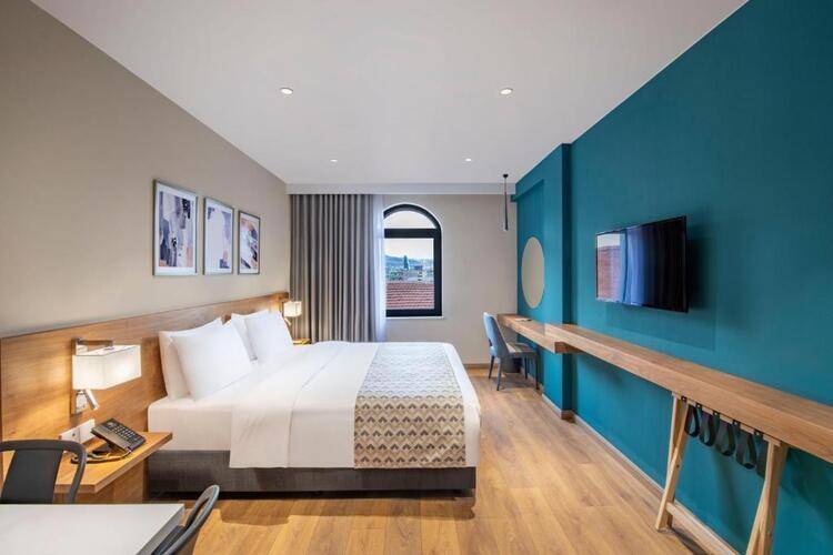 Clocks Hotel Tbilisi
