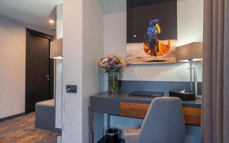Onyx Hotel
