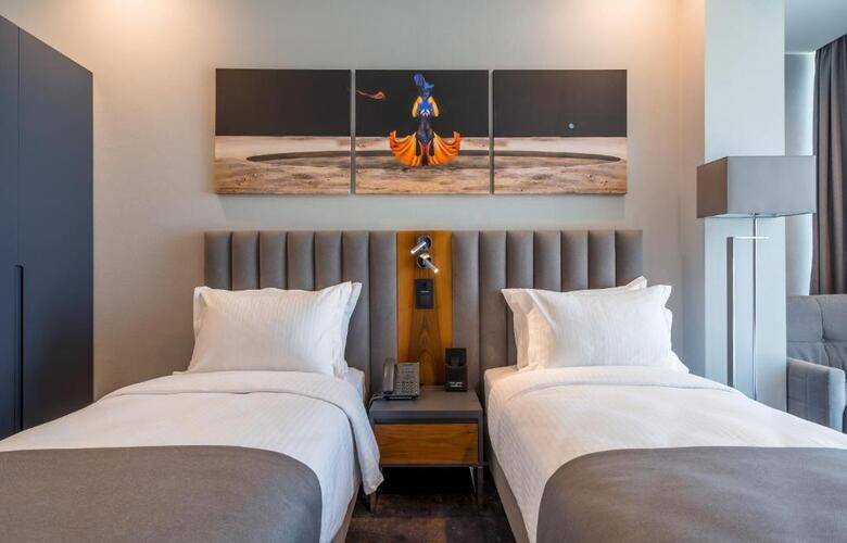 Onyx Hotel