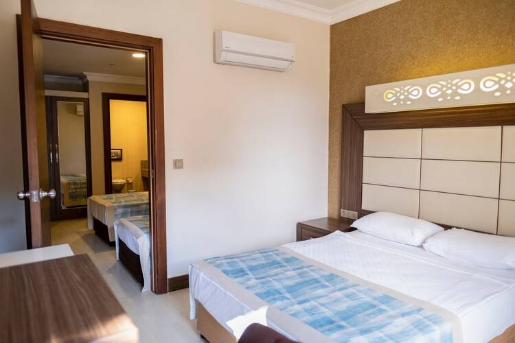 Misal Hotel
