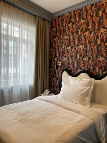 Mr.Just`S Hotel (Мистер Юстс)