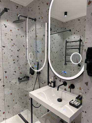 Mr.Just`S Hotel (Мистер Юстс)