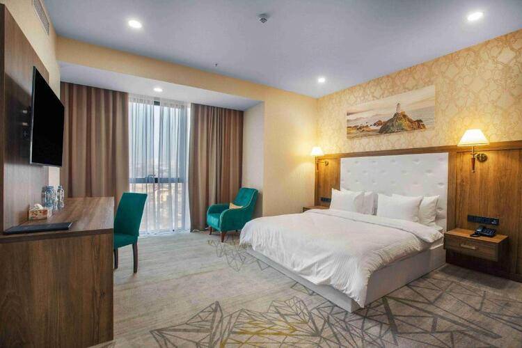Royal Tulip Hotel & Casino