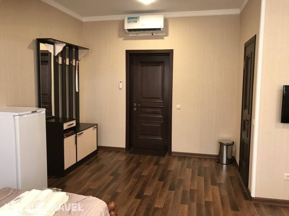 Изображение отеля 8