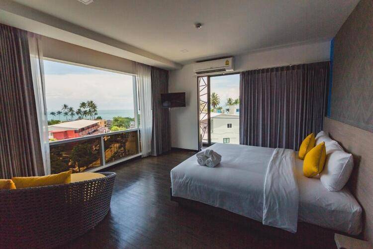 Wake Up Aonang Hotel