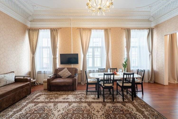 Апартаменты У Дворцовой Площади С Камином