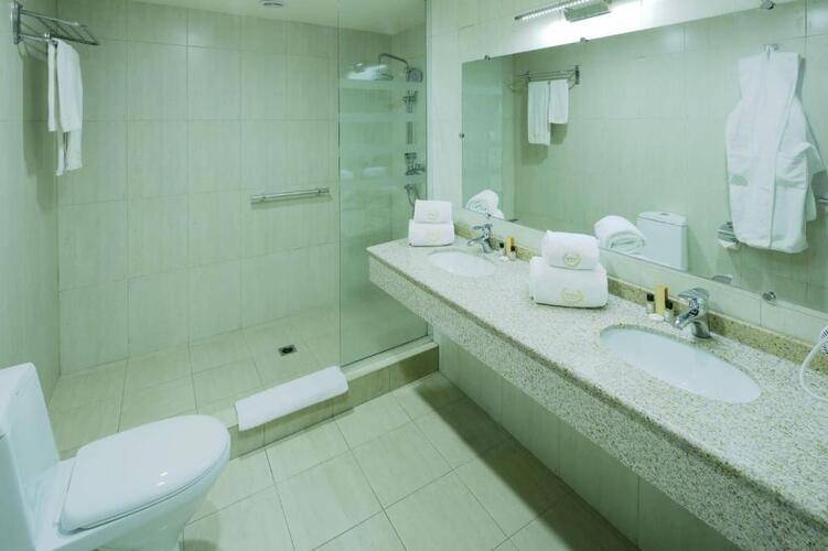 New Nairi Hotel