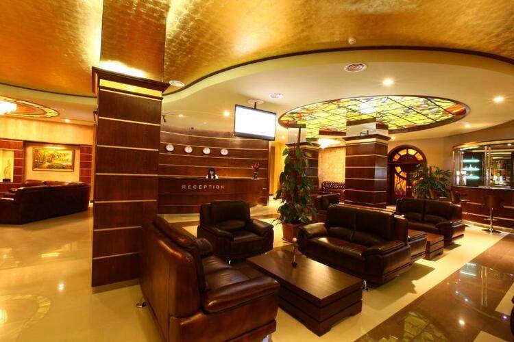 New Nairi Hotel