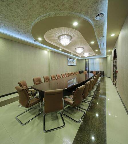 New Nairi Hotel