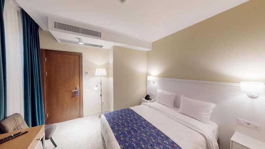 Epigraph Town Hotel