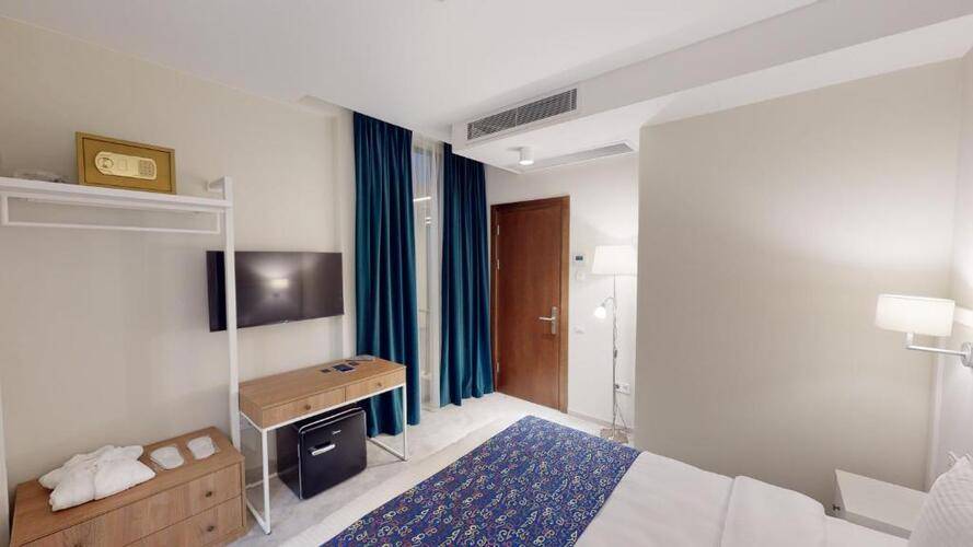 Epigraph Town Hotel