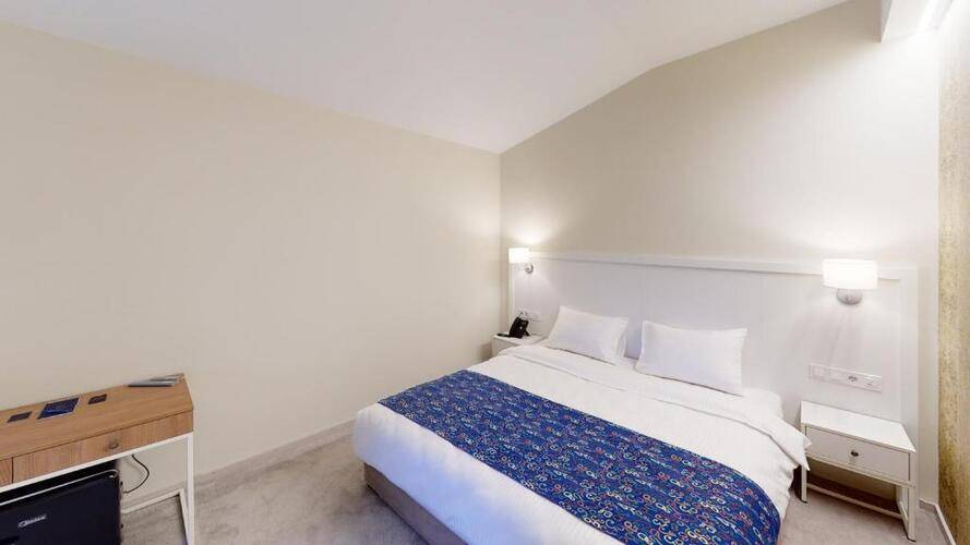 Epigraph Town Hotel