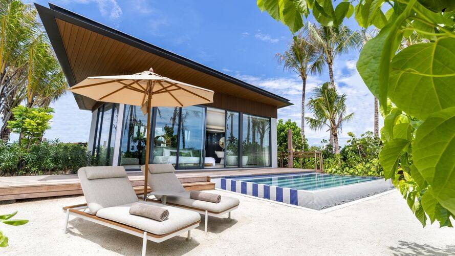 SO/ Maldives