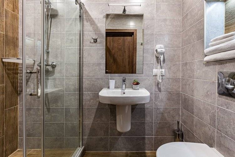Rus Hotel Group