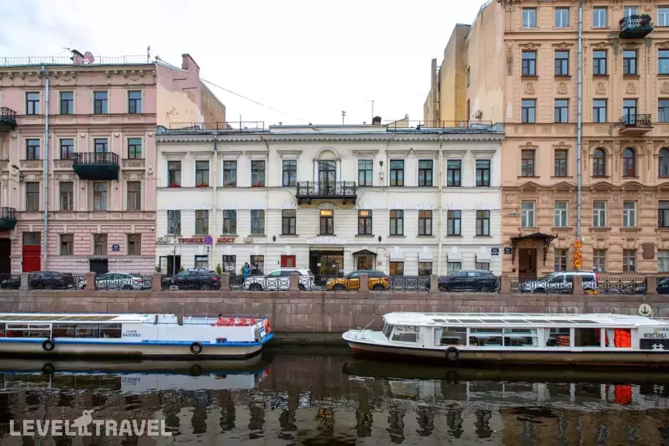 Апартаменты Золотого Треугольника На Набережной Реки Мойки