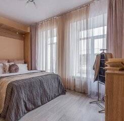 $item['hotel']['name']