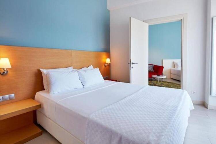 Med-Inn Boutique Hotel