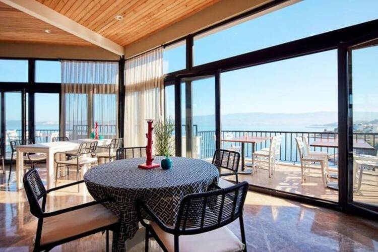 Med-Inn Boutique Hotel