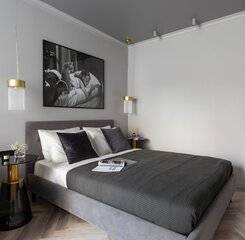 $item['hotel']['name']