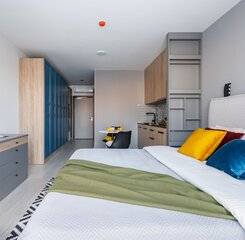 $item['hotel']['name']