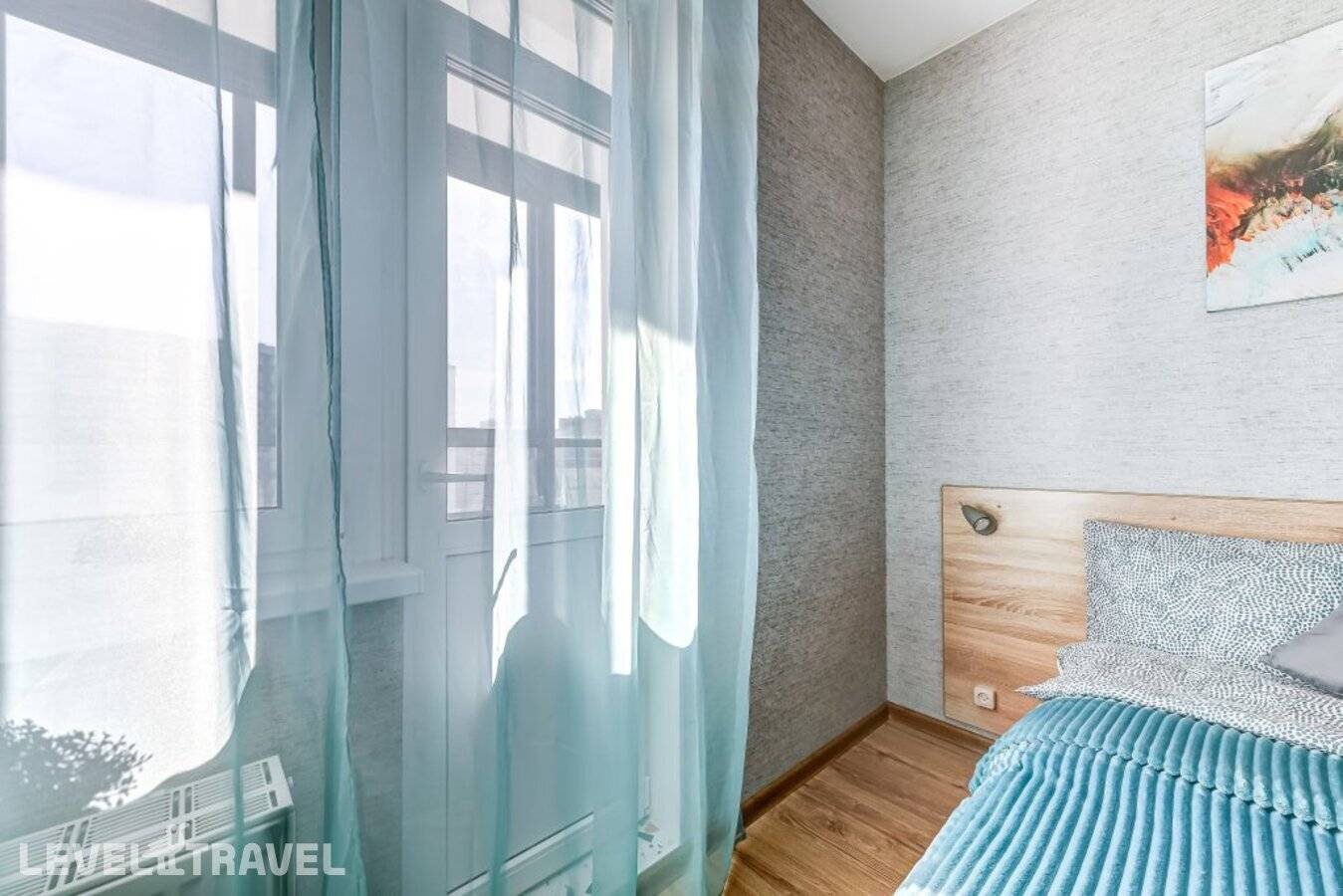 фотографии отеля Апартаменты Веста - Солнечная Студия С Панорамной Лоджией в Россия(Московский район) - фото №2