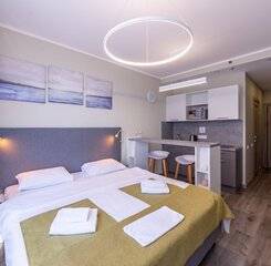 $item['hotel']['name']
