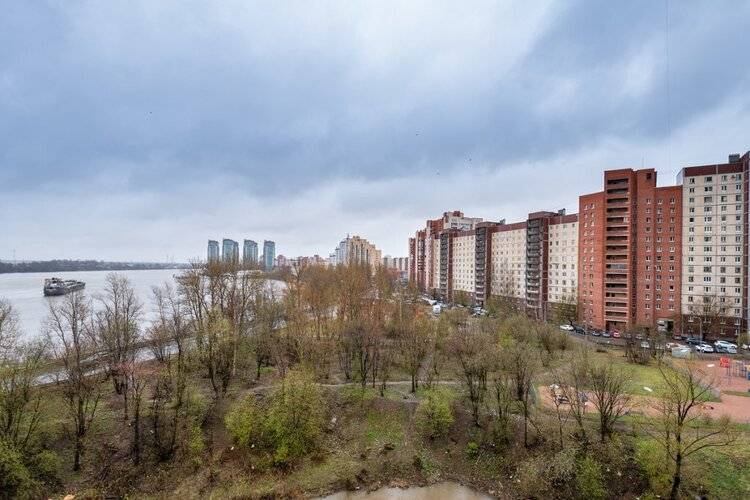 Апартаменты В Небоскребе С Видом На Неву
