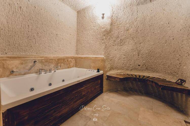 Anka Cave Suites