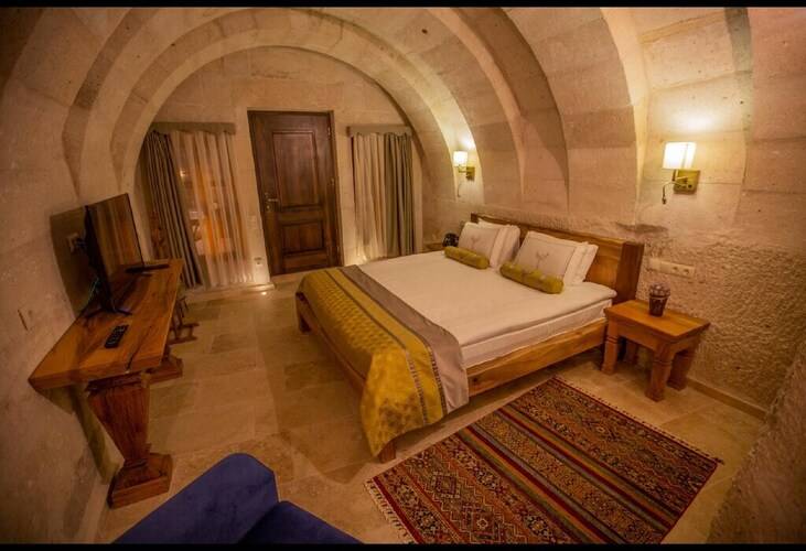 Anka Cave Suites