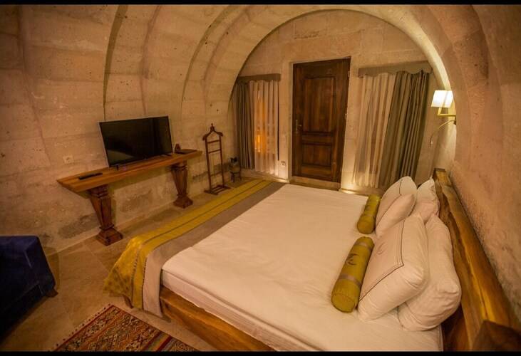 Anka Cave Suites