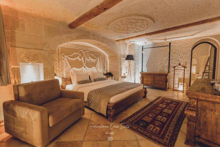 Anka Cave Suites