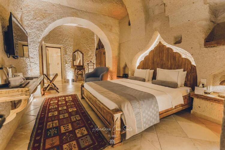 Anka Cave Suites