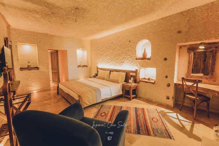 Anka Cave Suites