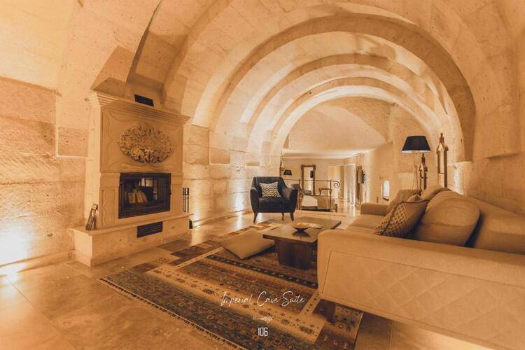 Anka Cave Suites