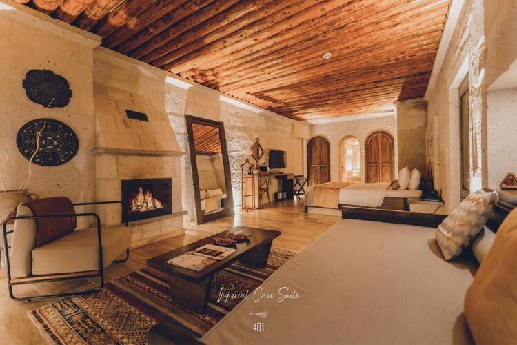 Anka Cave Suites